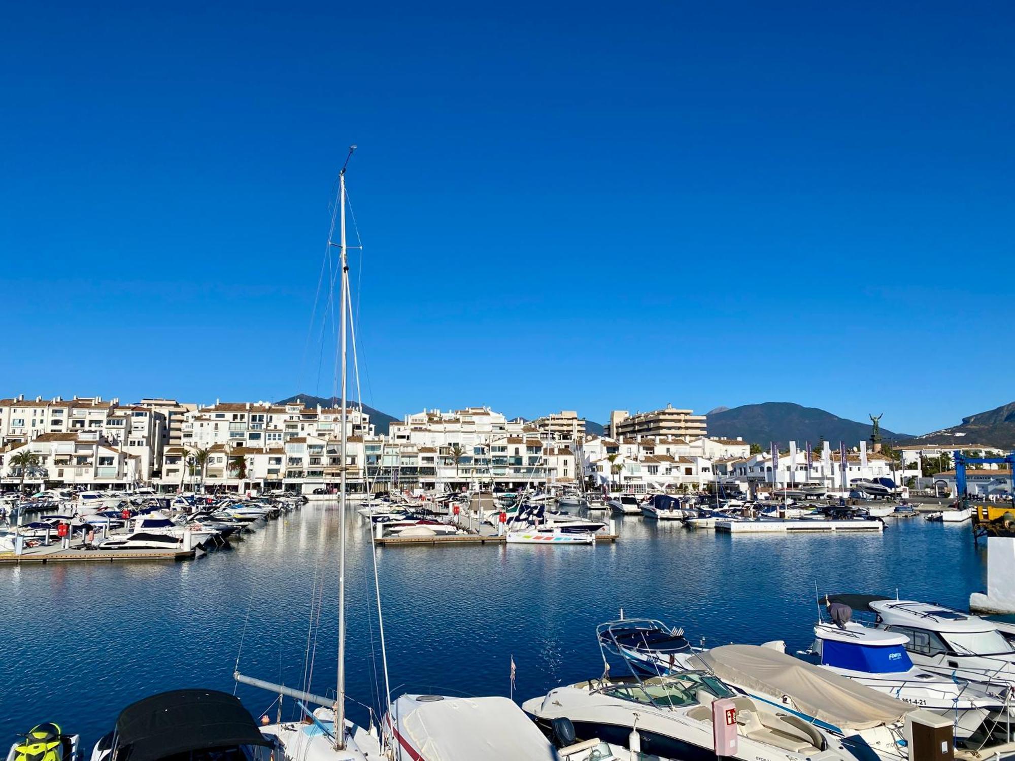 Luxury Puerto Banus Penthouse With Parking & Wi-Fi Apartman Marbella Kültér fotó